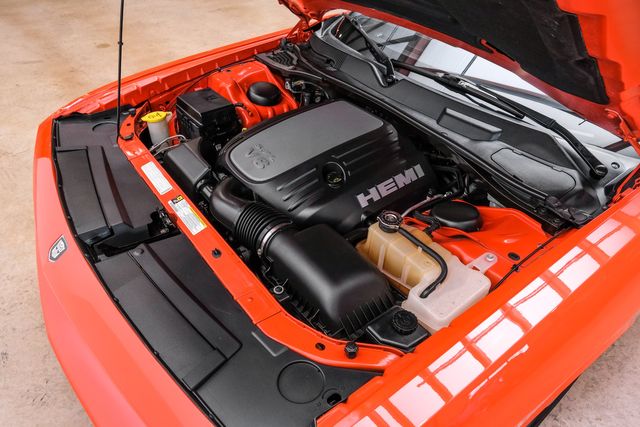 2009 Dodge Challenger R/T,5.7 HEMI V-8, AUTO, BLACK 20'S,ONLY 55K | Carrollton, TX | Texas Vehicle Exchange