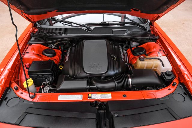 2009 Dodge Challenger R/T,5.7 HEMI V-8, AUTO, BLACK 20'S,ONLY 55K | Carrollton, TX | Texas Vehicle Exchange