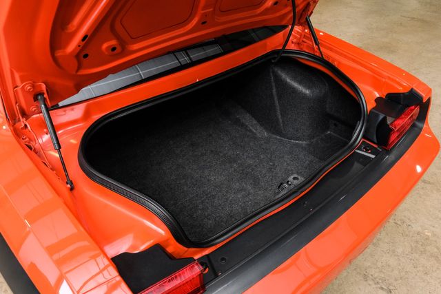 2009 Dodge Challenger R/T,5.7 HEMI V-8, AUTO, BLACK 20'S,ONLY 55K | Carrollton, TX | Texas Vehicle Exchange