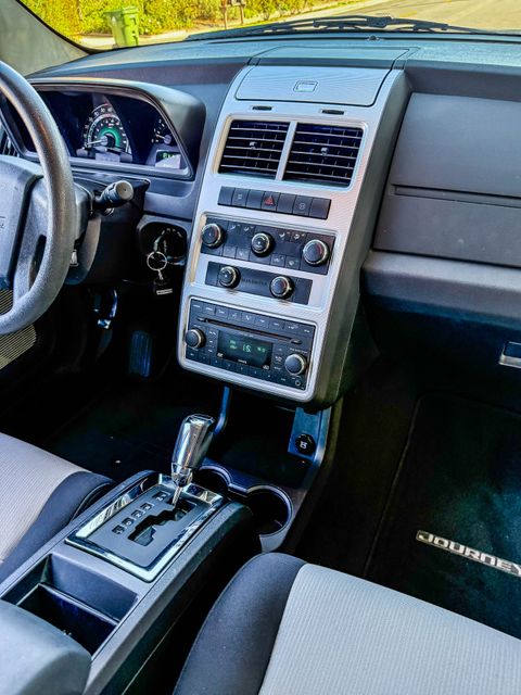 2009 Dodge Journey SXT | Agoura Hills, CA | SoCal Auto Group 2009 Dodge Journey SXT | Agoura Hills, CA | SoCal Auto Group