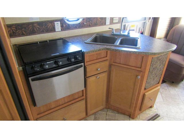 2009 FLEETWOOD PROWLER 250RLS