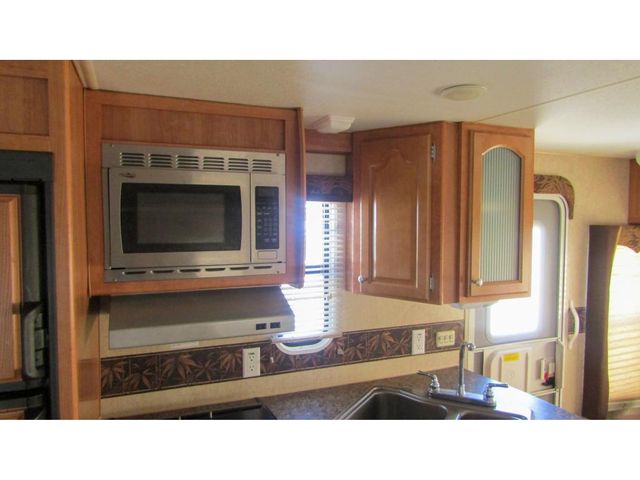 2009 FLEETWOOD PROWLER 250RLS