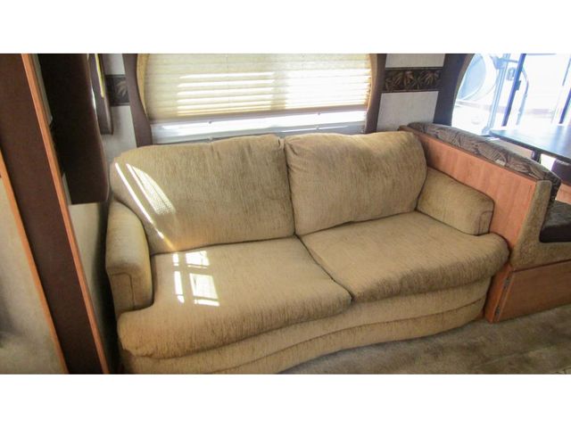 2009 FLEETWOOD PROWLER 250RLS