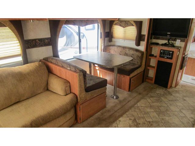 2009 FLEETWOOD PROWLER 250RLS