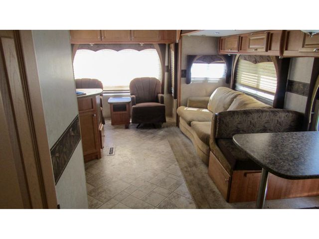 2009 FLEETWOOD PROWLER 250RLS