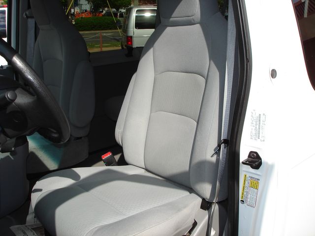 2009 Ford E-Series E-350 SD XLT | Charlotte, North Carolina | ADVENTURE VANS