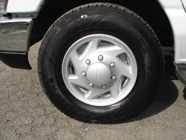 2009 Ford E-Series E-350 SD XLT | Charlotte, North Carolina | ADVENTURE VANS