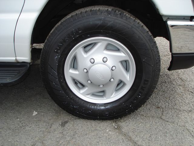 2009 Ford E-Series E-350 SD XLT | Charlotte, North Carolina | ADVENTURE VANS 2009 Ford E-Series E-350 SD XLT | Charlotte, North Carolina | ADVENTURE VANS