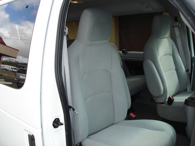 2009 Ford E-Series E-350 SD XLT | Charlotte, North Carolina | ADVENTURE VANS