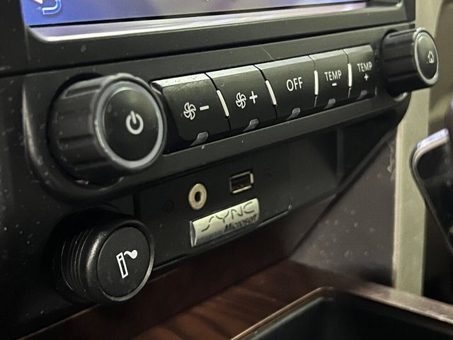 2009 Ford F-150 Platinum 4x4 4dr SuperCrew Styleside 6.5 ft. SB | Houston, TX | Houston Auto Credit 2009 Ford F-150 Platinum 4x4 4dr SuperCrew Styleside 6.5 ft. SB | Houston, TX | Houston Auto Credit