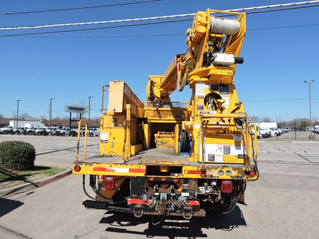 2009 Ford F-750  Terex Excavator Truck 