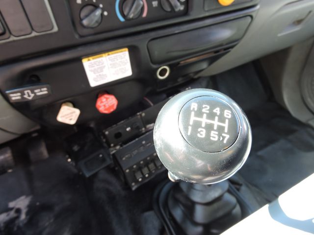 2009 Ford F-750  Terex Excavator Truck 