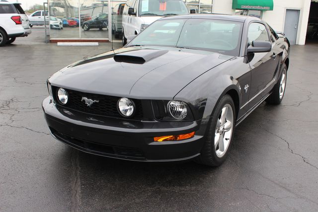2009 Ford Mustang GT Premium | Granite City, Illinois | MasterCars Company Inc. 2009 Ford Mustang GT Premium | Granite City, Illinois | MasterCars Company Inc.