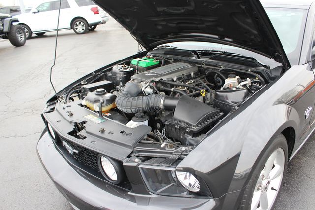 2009 Ford Mustang GT Premium | Granite City, Illinois | MasterCars Company Inc. 2009 Ford Mustang GT Premium | Granite City, Illinois | MasterCars Company Inc.