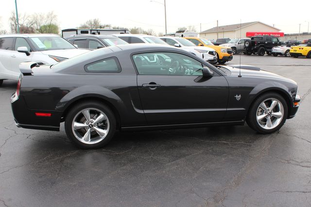 2009 Ford Mustang GT Premium | Granite City, Illinois | MasterCars Company Inc.