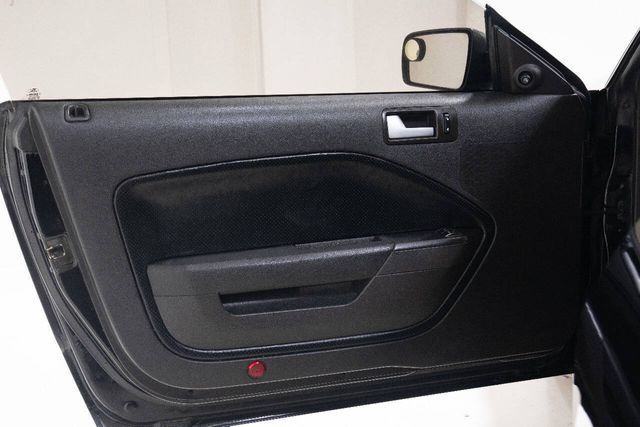 2009 Ford Mustang V6 Premium 2dr Fastback | Houston, TX | Houston Auto Credit 2009 Ford Mustang V6 Premium 2dr Fastback | Houston, TX | Houston Auto Credit