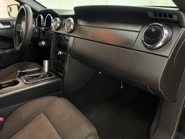 2009 Ford Mustang V6 Premium 2dr Fastback | Houston, TX | Houston Auto Credit 2009 Ford Mustang V6 Premium 2dr Fastback | Houston, TX | Houston Auto Credit