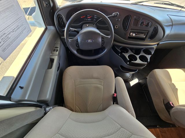 2009 Four Winds Chateau M-25 C 2009 Four Winds Chateau M-25 C