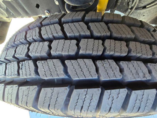 2009 Four Winds Chateau M-25 C