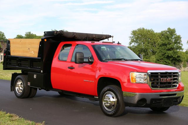2009 GMC 3500HD EXTENDED CAB MASON DUMP 6.0L V8  48K ACTUAL MILES 