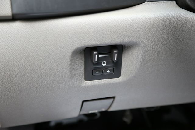 2009 GMC 3500HD EXTENDED CAB MASON DUMP 6.0L V8  48K ACTUAL MILES 