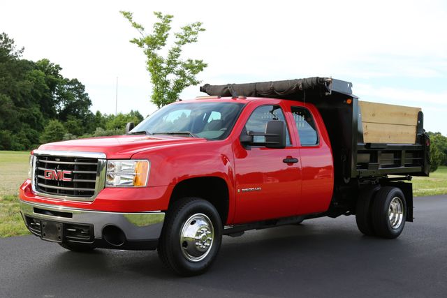 2009 GMC 3500HD EXTENDED CAB MASON DUMP 6.0L V8  48K ACTUAL MILES 