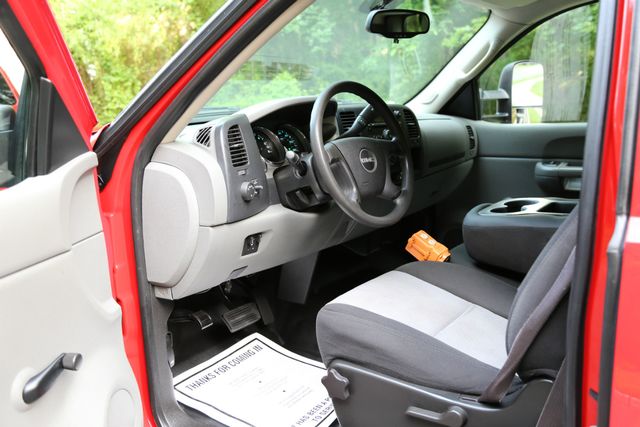 2009 GMC 3500HD EXTENDED CAB MASON DUMP 6.0L V8  48K ACTUAL MILES 