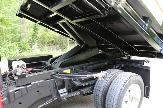 2009 GMC 3500HD EXTENDED CAB MASON DUMP 6.0L V8  48K ACTUAL MILES 