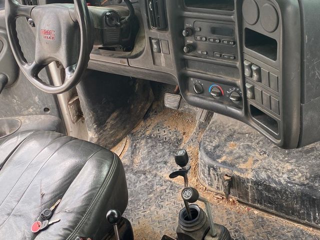 2009 GMC TC5500 | Maryland Heights, MO | Continental Auto Sales 2009 GMC TC5500 | Maryland Heights, MO | Continental Auto Sales