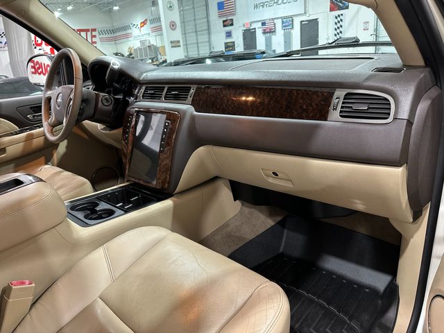 2009 GMC Yukon Denali Ent Pkg, 22's, Touch Screen, Escalade Lgt | Dallas, Texas | Corvette Warehouse 
