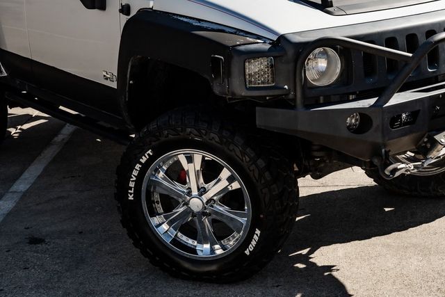 2009 Hummer H3 Alpha Adventure Pkg Rear DVD Moonroof Rear Camera 2009 Hummer H3 Alpha Adventure Pkg Rear DVD Moonroof Rear Camera