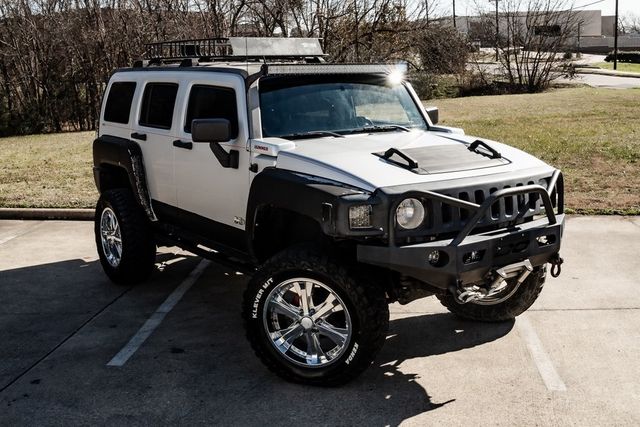 2009 Hummer H3 Alpha Adventure Pkg Rear DVD Moonroof Rear Camera 2009 Hummer H3 Alpha Adventure Pkg Rear DVD Moonroof Rear Camera