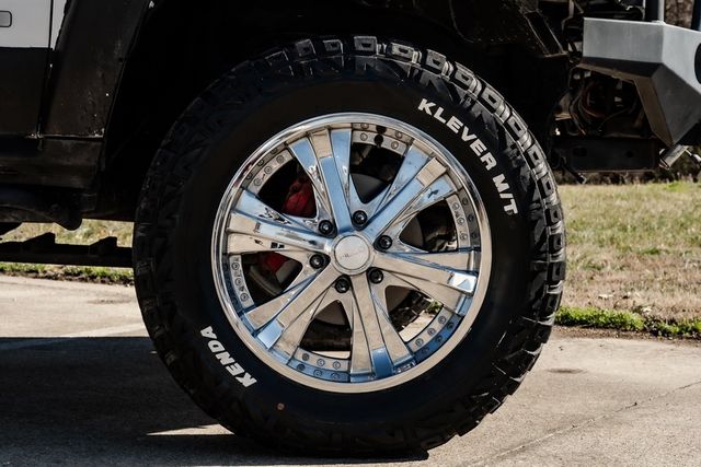 2009 Hummer H3 Alpha Adventure Pkg Rear DVD Moonroof Rear Camera 2009 Hummer H3 Alpha Adventure Pkg Rear DVD Moonroof Rear Camera