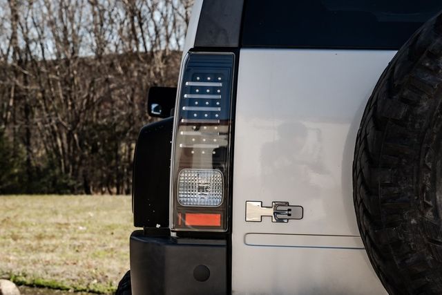 2009 Hummer H3 Alpha Adventure Pkg Rear DVD Moonroof Rear Camera 2009 Hummer H3 Alpha Adventure Pkg Rear DVD Moonroof Rear Camera