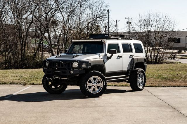 2009 Hummer H3 Alpha Adventure Pkg Rear DVD Moonroof Rear Camera 2009 Hummer H3 Alpha Adventure Pkg Rear DVD Moonroof Rear Camera
