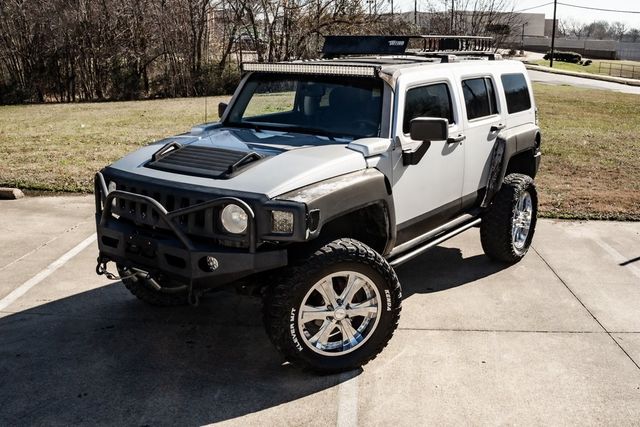 2009 Hummer H3 Alpha Adventure Pkg Rear DVD Moonroof Rear Camera 2009 Hummer H3 Alpha Adventure Pkg Rear DVD Moonroof Rear Camera