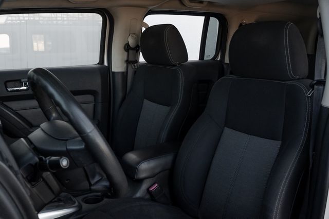 2009 Hummer H3 Alpha Adventure Pkg Rear DVD Moonroof Rear Camera 2009 Hummer H3 Alpha Adventure Pkg Rear DVD Moonroof Rear Camera