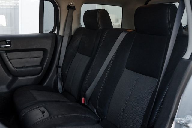 2009 Hummer H3 Alpha Adventure Pkg Rear DVD Moonroof Rear Camera 2009 Hummer H3 Alpha Adventure Pkg Rear DVD Moonroof Rear Camera