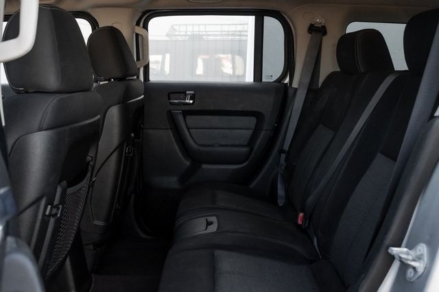 2009 Hummer H3 Alpha Adventure Pkg Rear DVD Moonroof Rear Camera 2009 Hummer H3 Alpha Adventure Pkg Rear DVD Moonroof Rear Camera