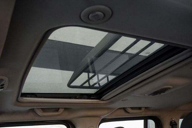 2009 Hummer H3 Alpha Adventure Pkg Rear DVD Moonroof Rear Camera 2009 Hummer H3 Alpha Adventure Pkg Rear DVD Moonroof Rear Camera