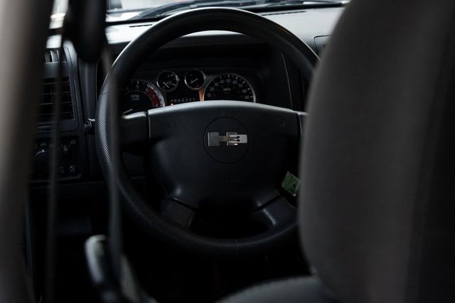 2009 Hummer H3 Alpha Adventure Pkg Rear DVD Moonroof Rear Camera 2009 Hummer H3 Alpha Adventure Pkg Rear DVD Moonroof Rear Camera