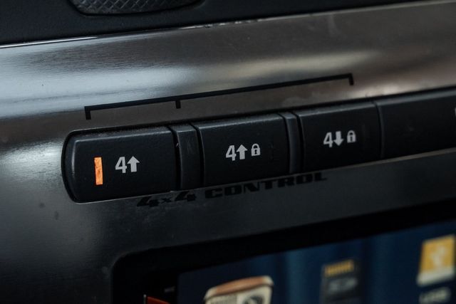 2009 Hummer H3 Alpha Adventure Pkg Rear DVD Moonroof Rear Camera 2009 Hummer H3 Alpha Adventure Pkg Rear DVD Moonroof Rear Camera