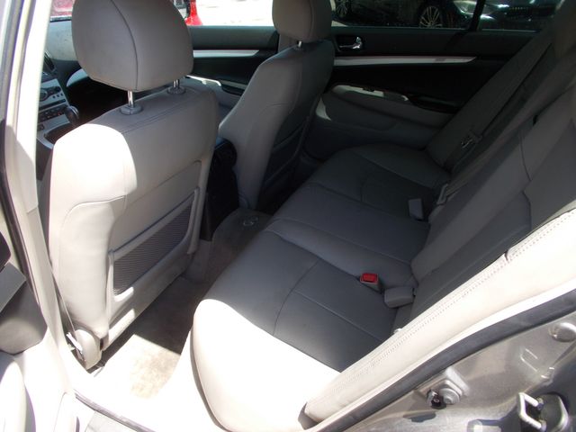 2009 Infiniti G37 Sedan x