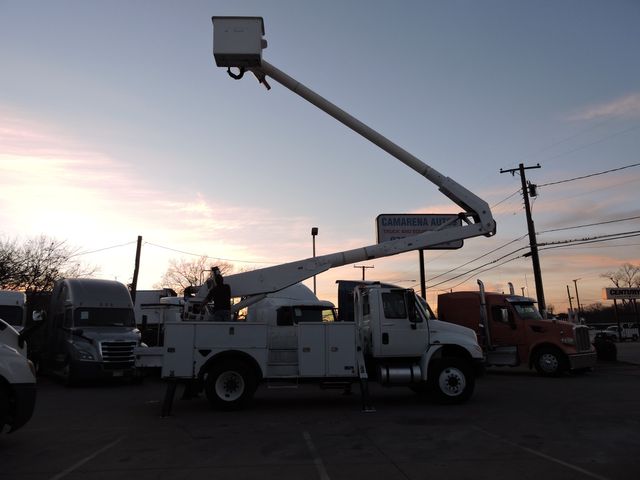 2009 International 4300 SBA 4x2