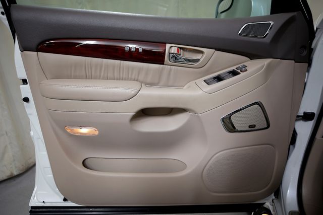 2009 Lexus GX 470 | Burbank, California | MDK International 2009 Lexus GX 470 | Burbank, California | MDK International