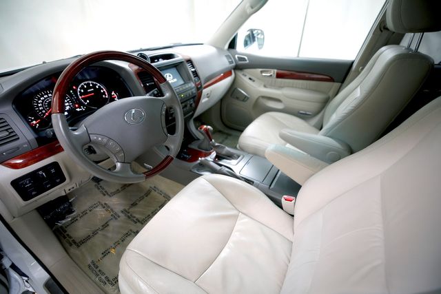 2009 Lexus GX 470 | Burbank, California | MDK International 2009 Lexus GX 470 | Burbank, California | MDK International