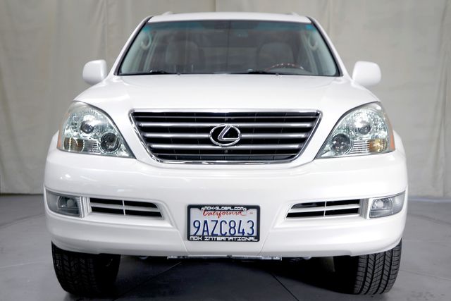 2009 Lexus GX 470 | Burbank, California | MDK International 2009 Lexus GX 470 | Burbank, California | MDK International