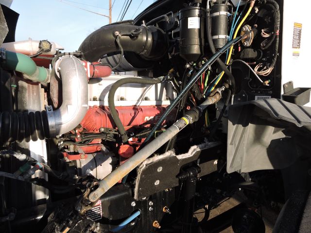 2009 Mack CXU613 Tri-Axel Dump Truck 