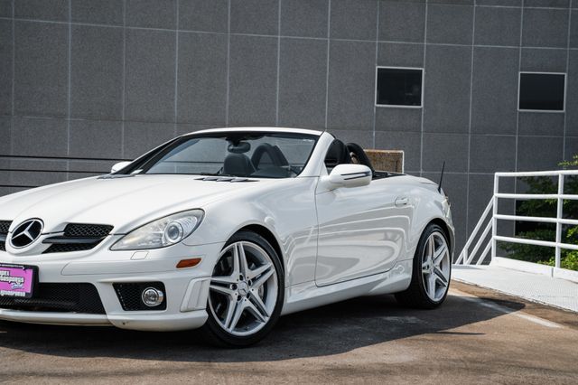 2009 Mercedes-Benz SLK 55 AMG | Addison, TX | Apex Auto Sports 2009 Mercedes-Benz SLK 55 AMG | Addison, TX | Apex Auto Sports