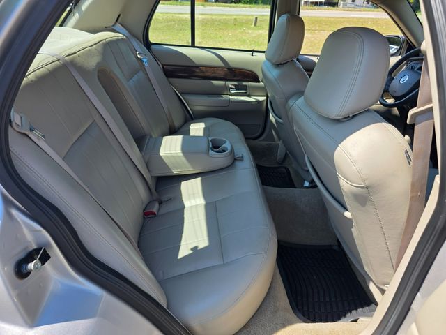2009 Mercury Grand Marquis LS Ultimate Edition 2009 Mercury Grand Marquis LS Ultimate Edition